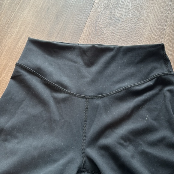 Lululemon Wunder Under Leggings - Picture 4 of 5
